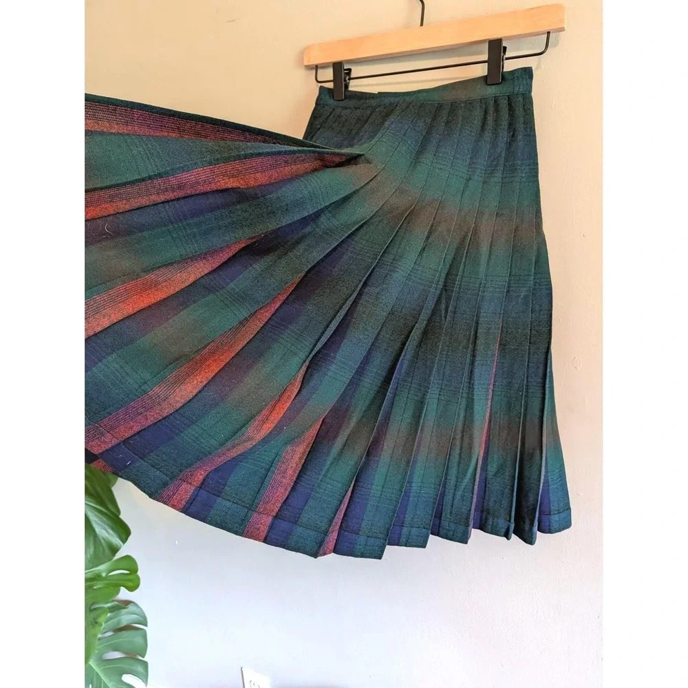Vintage Pendleton Turnabout Reversible Wool Pleated Skirt Green Blue Plaid‎